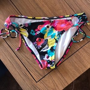 Roxy swim bottoms